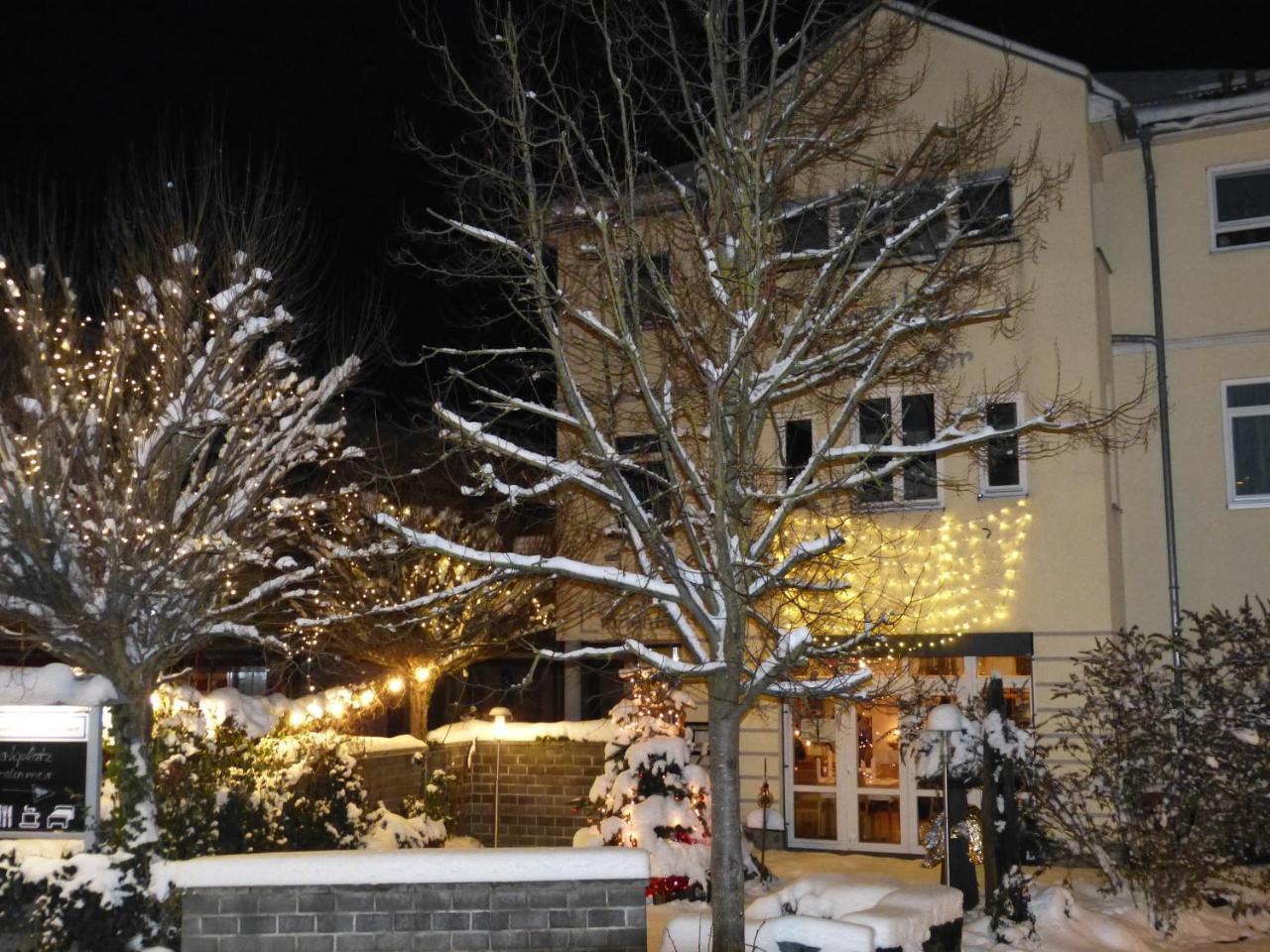 Hôtel Gasthof Lindenmeir à Blaubeuren Extérieur photo